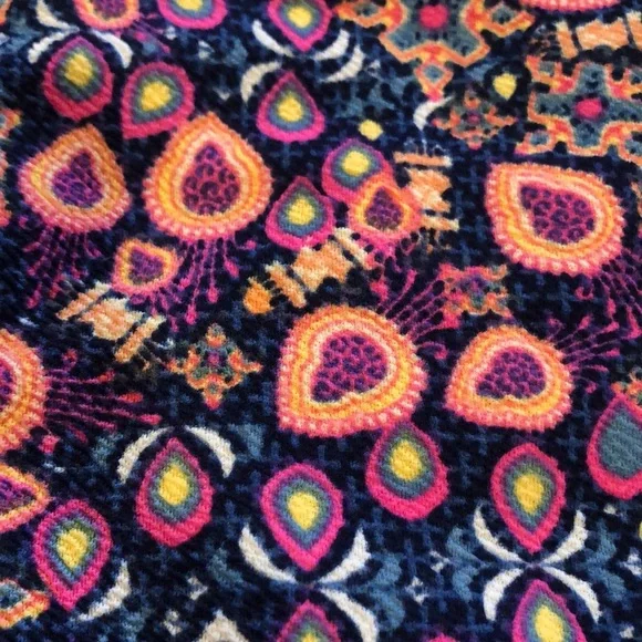 LulaRoe Skirt - Picture 3 of 4